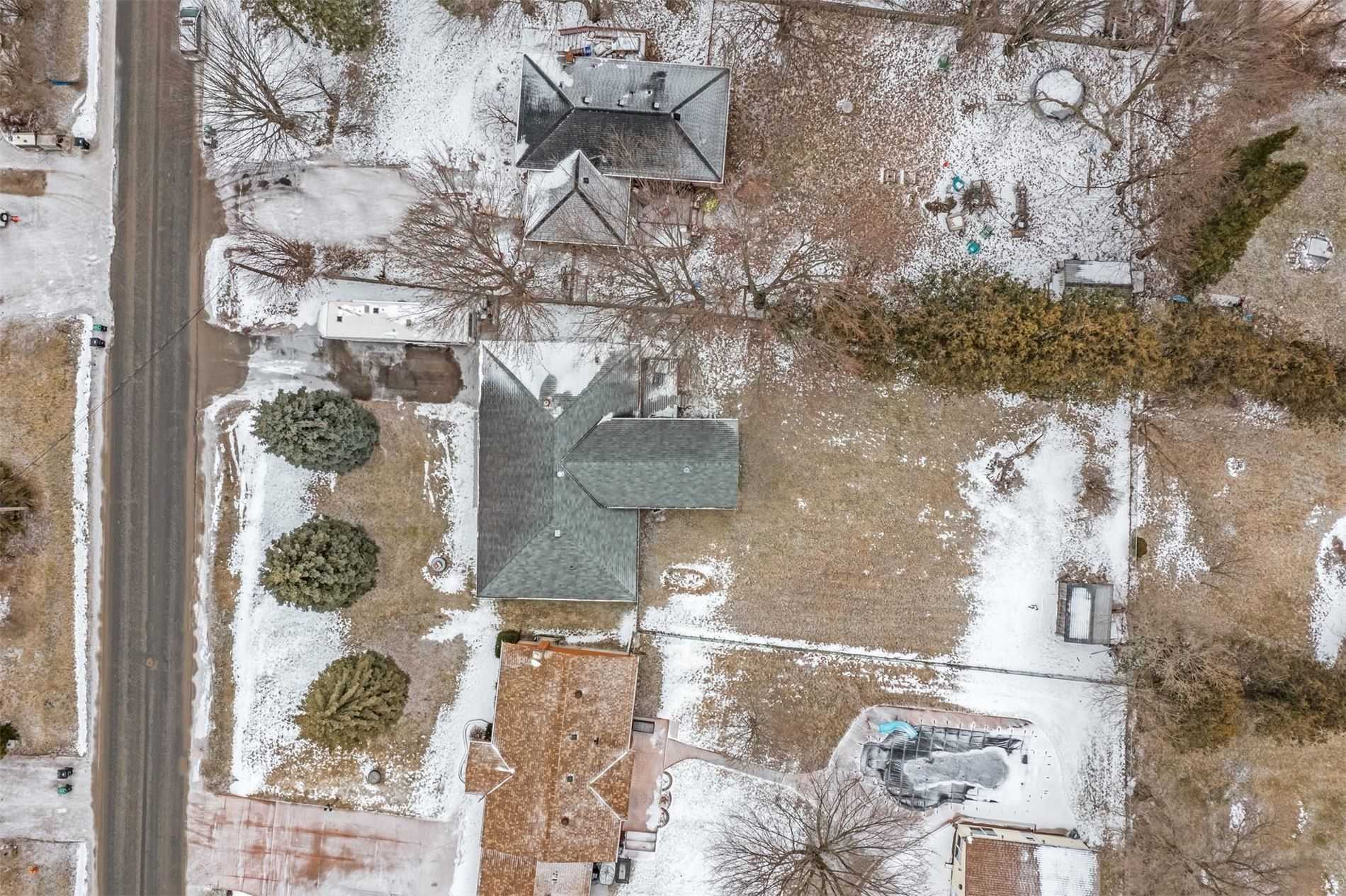 1035 Lebanon Dr