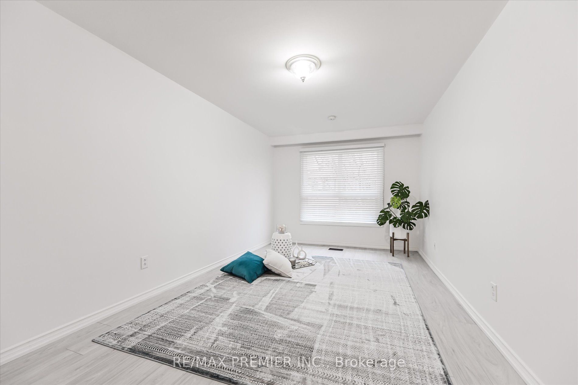 88 Rainbow Dr, #38