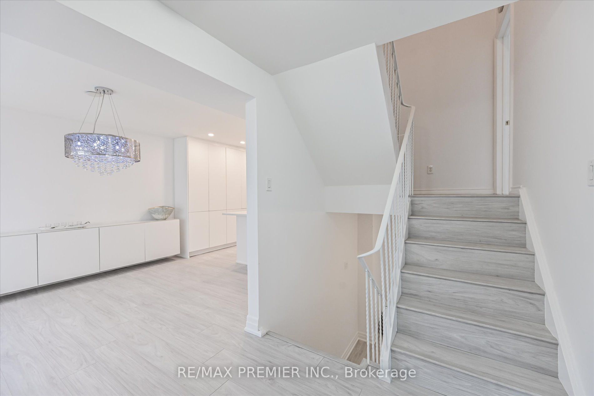 88 Rainbow Dr, #38