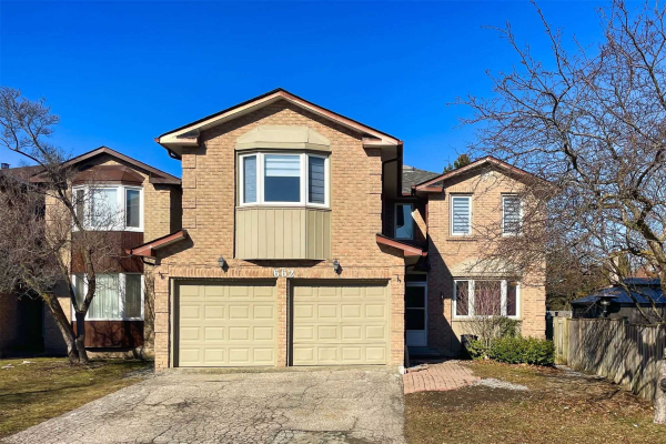 662 York Hill Blvd, Vaughan