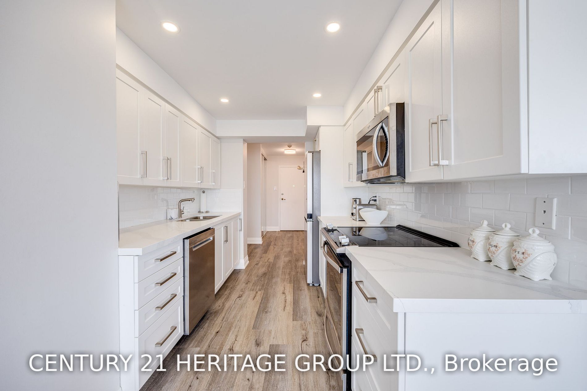 7 Townsgate Dr, #707
