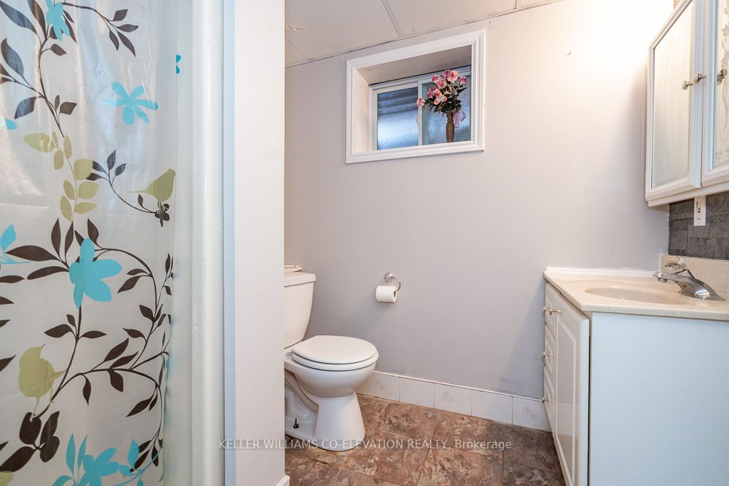 Listing N5914828 - Large Photo # 16
