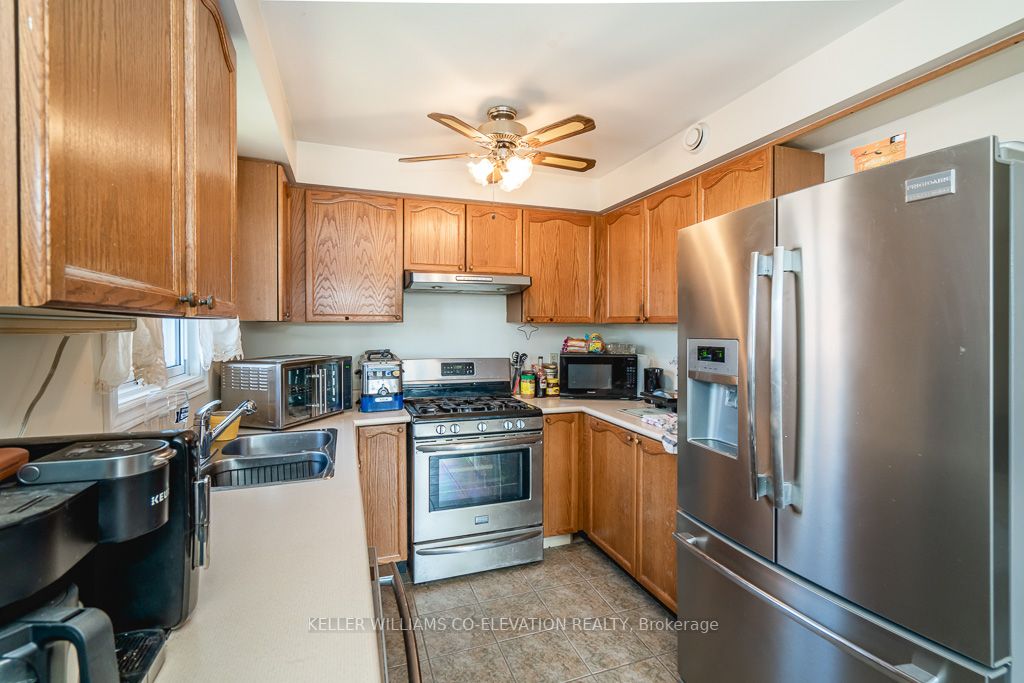 Listing N5914828 - Large Photo # 6