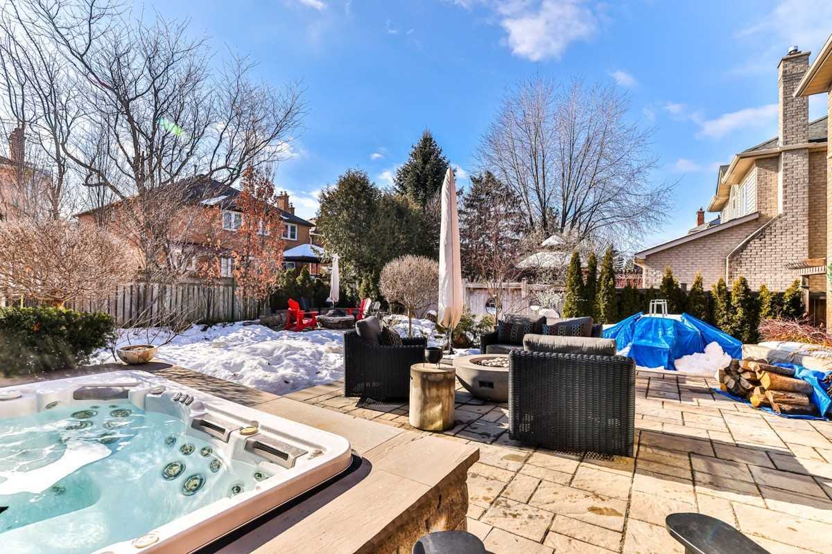 74 Braeside Square