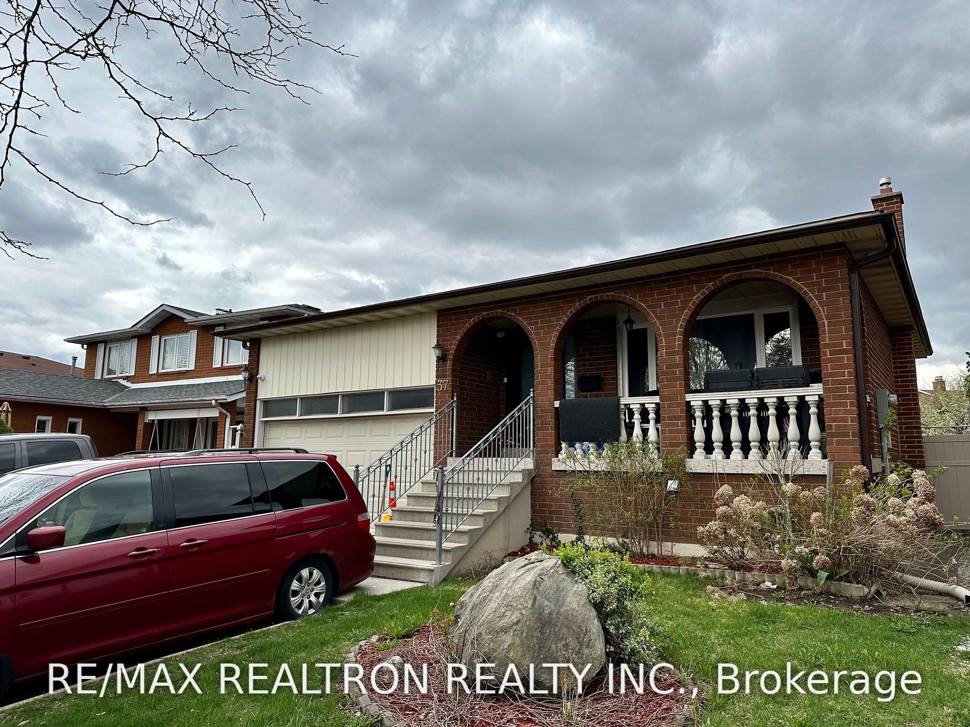 37 Cherry Hills Rd