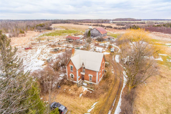 S17305 Highway 12, Brock