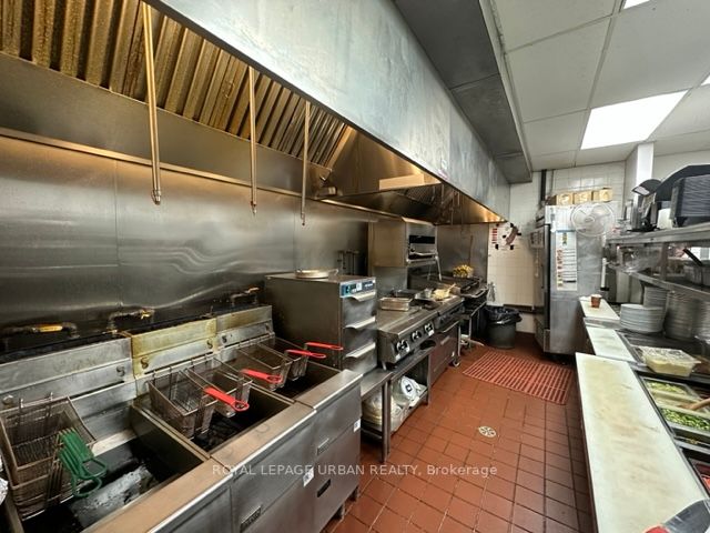 Listing N5916092 - Large Photo # 7