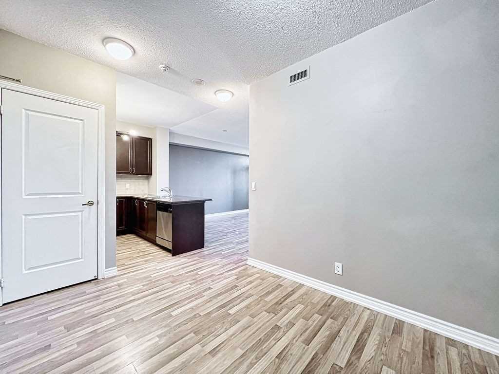 Listing N5916291 - Large Photo # 21