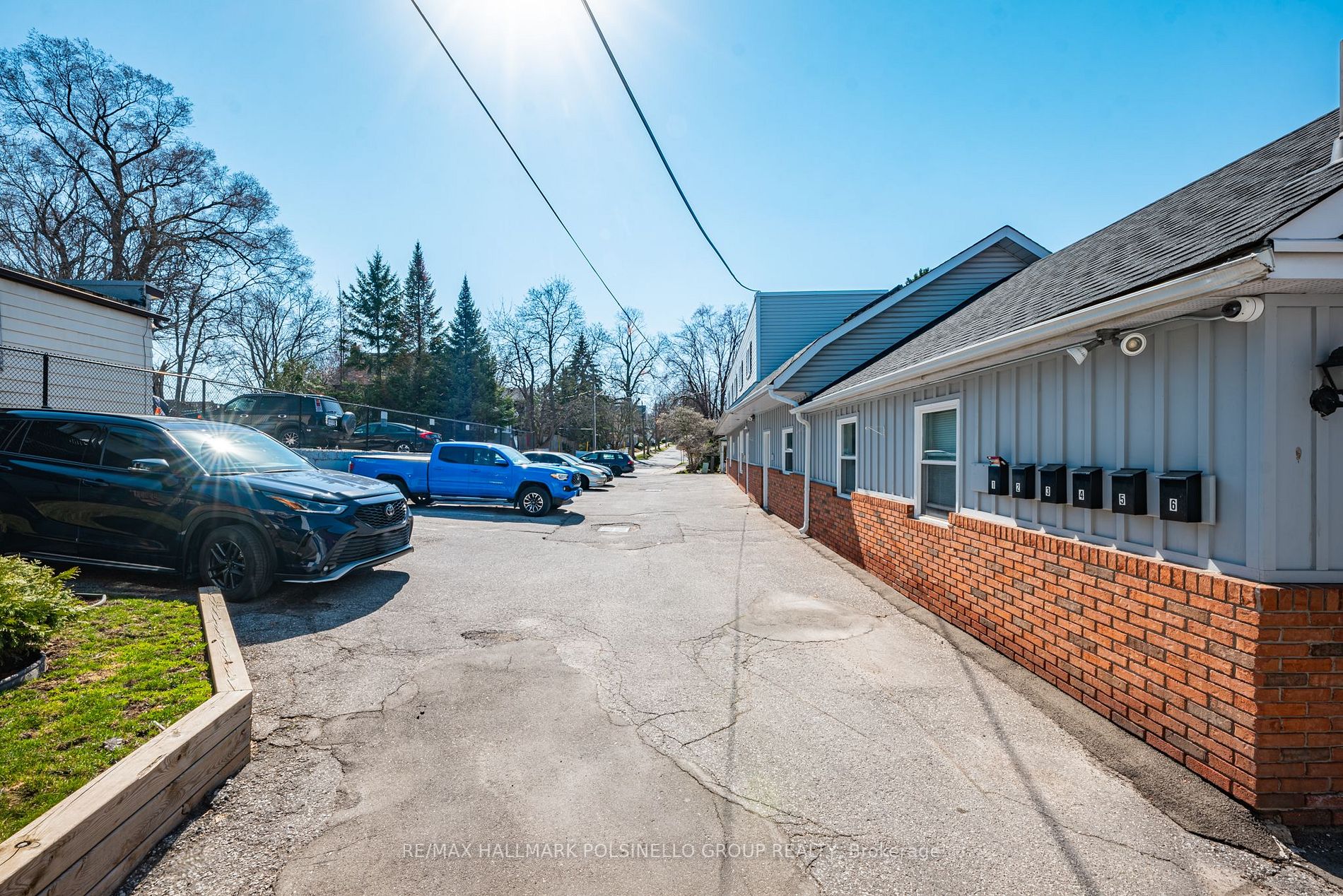 Listing N5918432 - Large Photo # 9