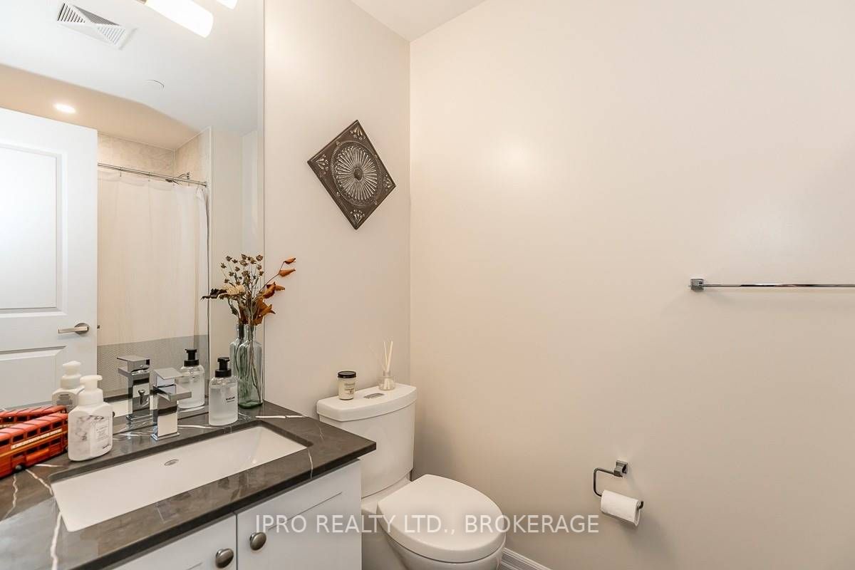 9085 Jane Street, #1910