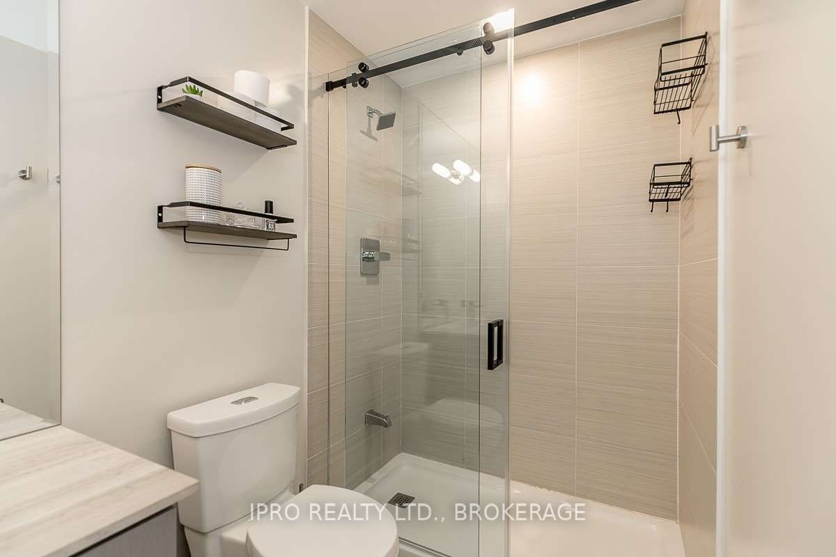 9085 Jane Street, #1910