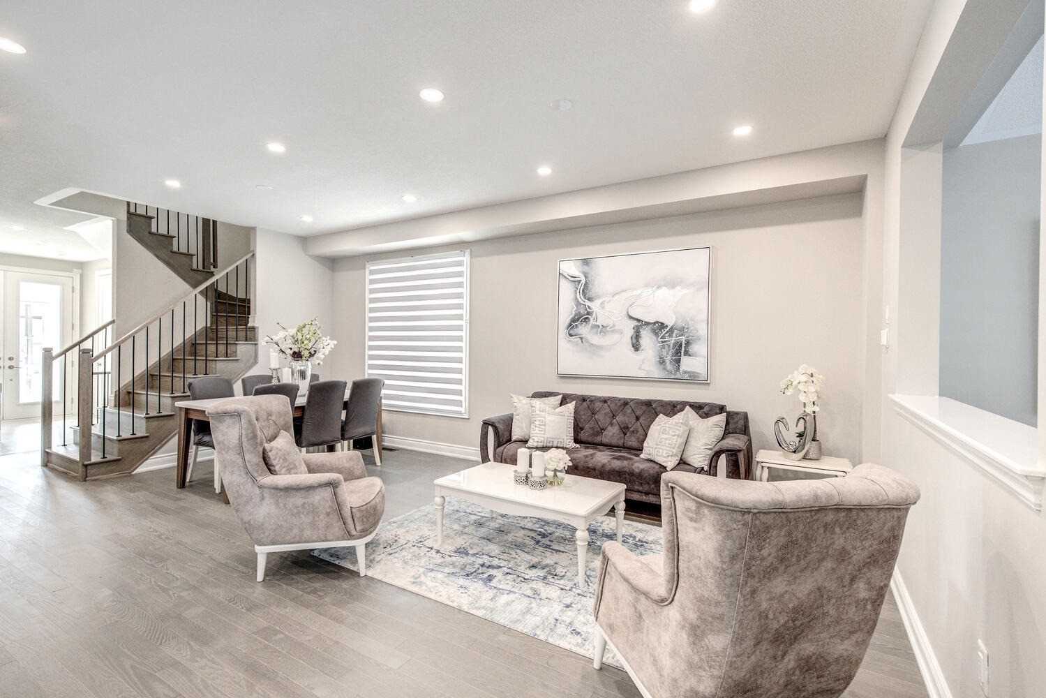 110 Scarlet Way