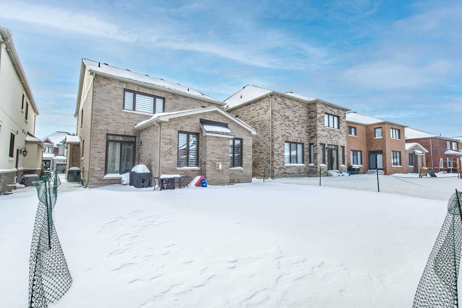 110 Scarlet Way