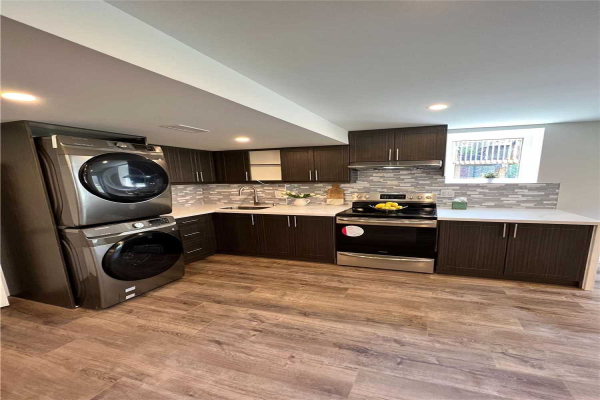 78 Ryerson Dr, Vaughan