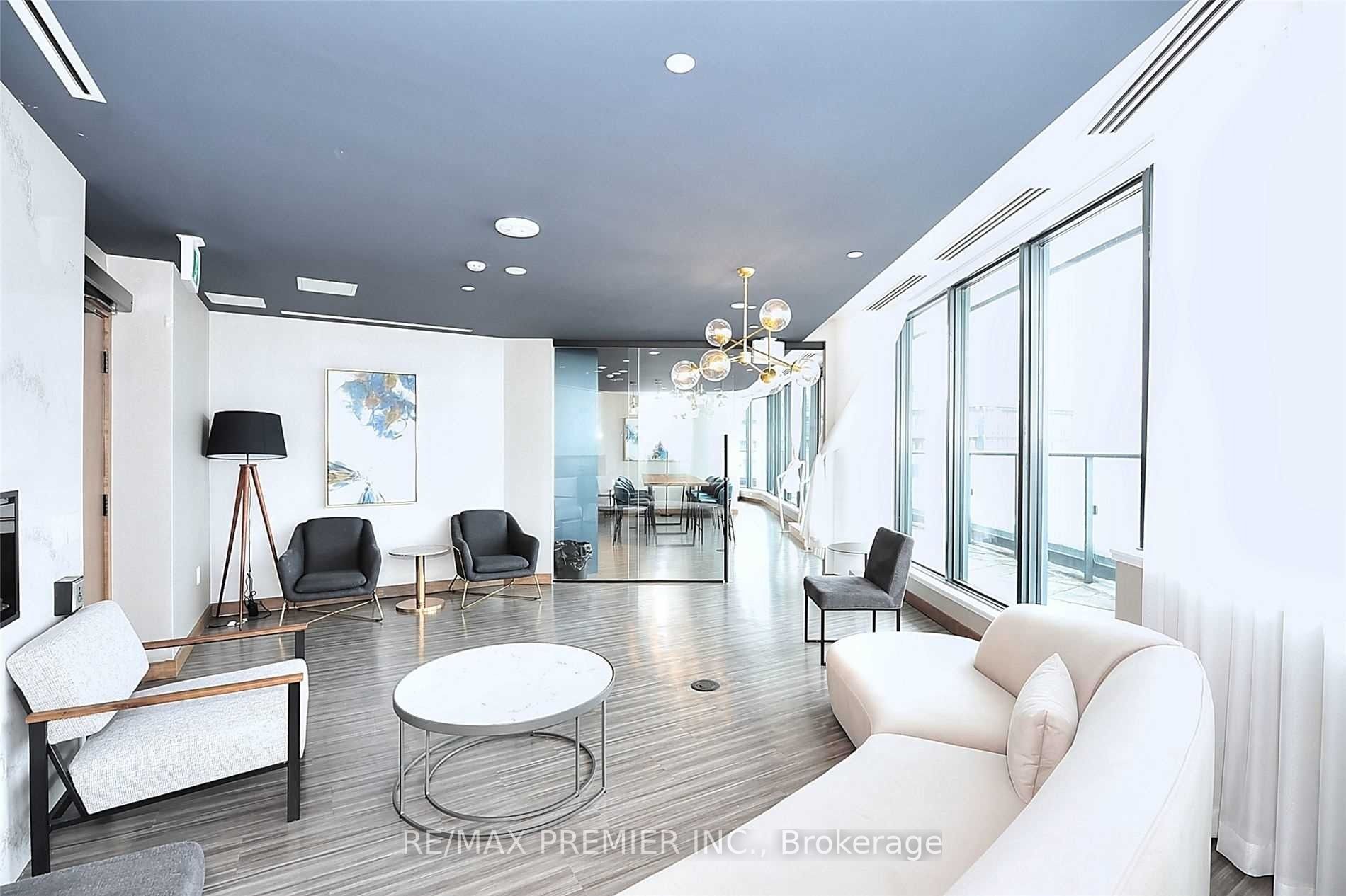 120 Eagle Rock Way, #413