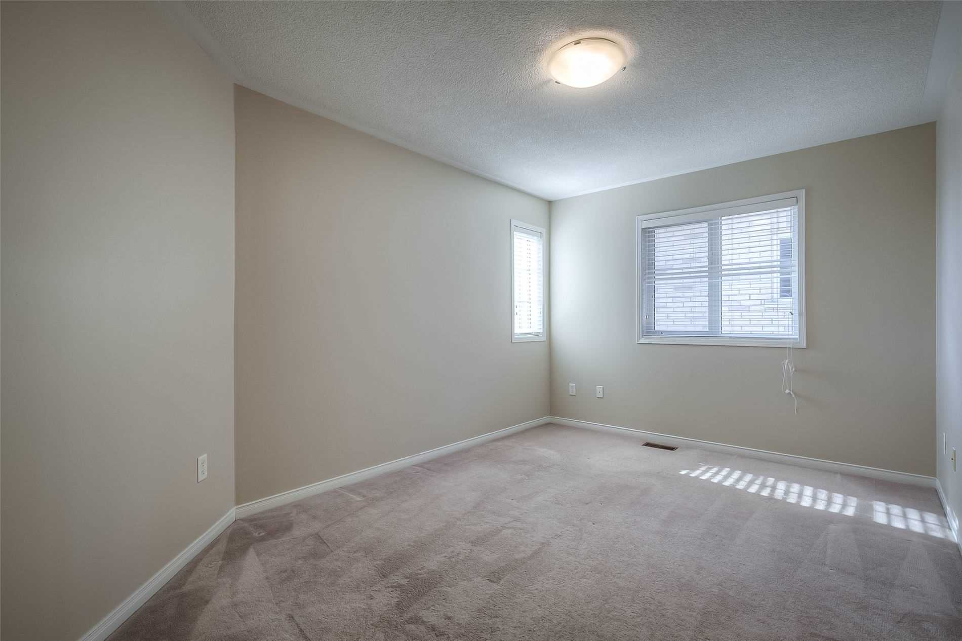 Listing N5921279 - Large Photo # 30