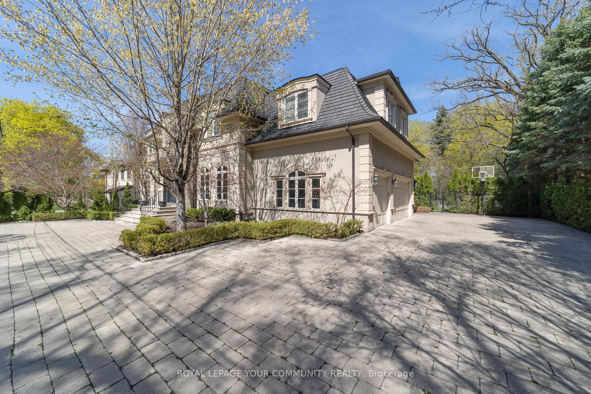 39 Clarkehaven St