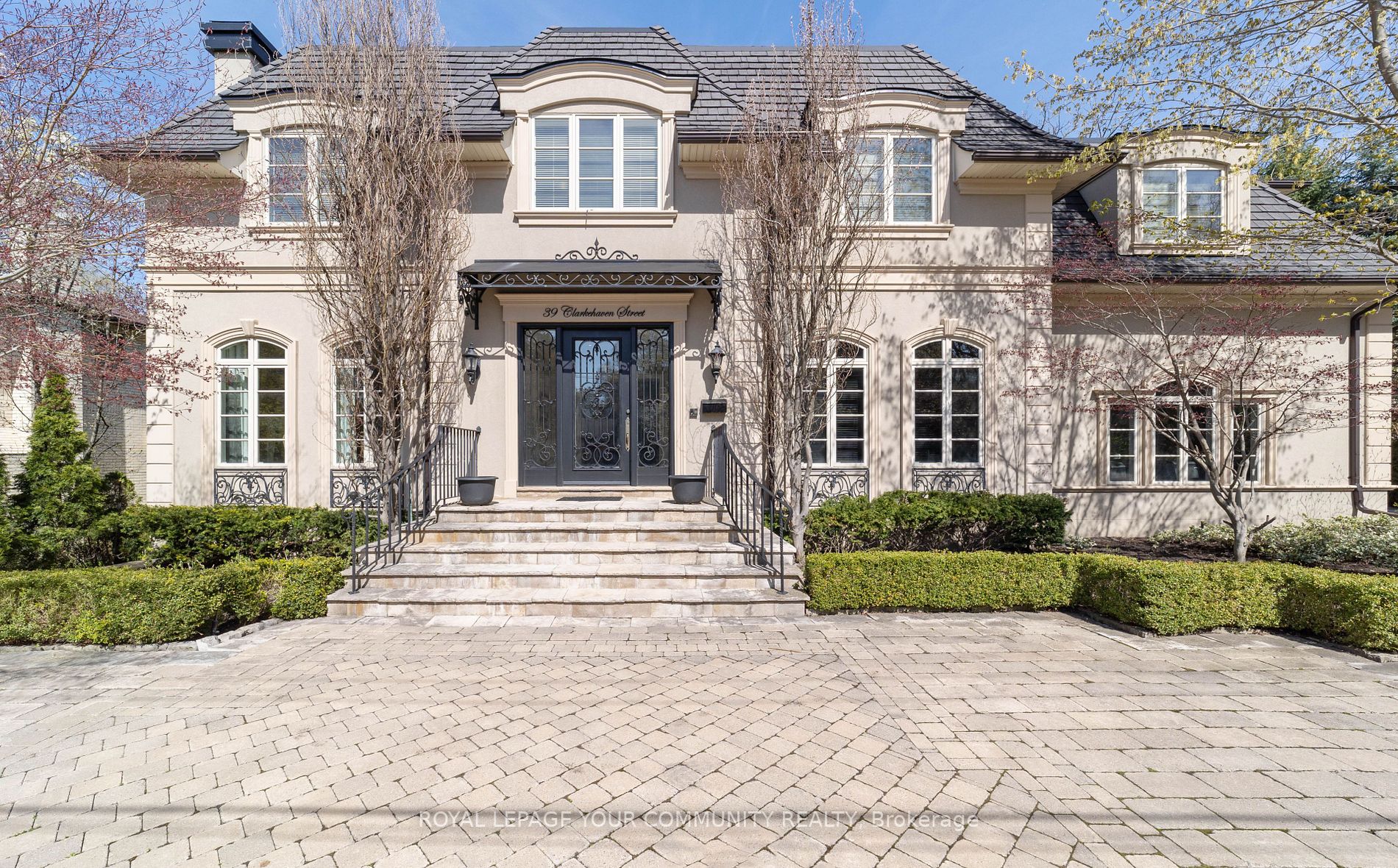 39 Clarkehaven St