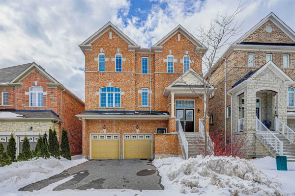 8 Furrow St, Markham