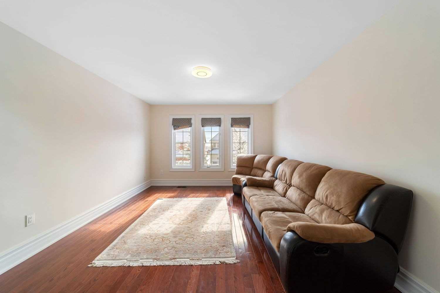 12 Midvale Heights Lane