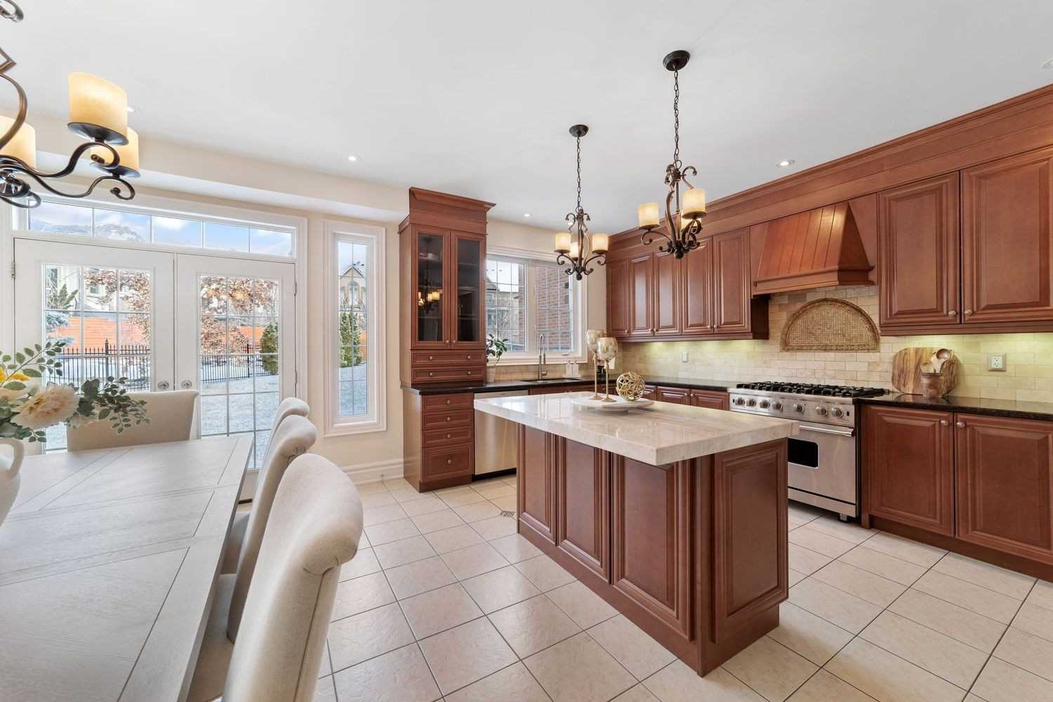 12 Midvale Heights Lane