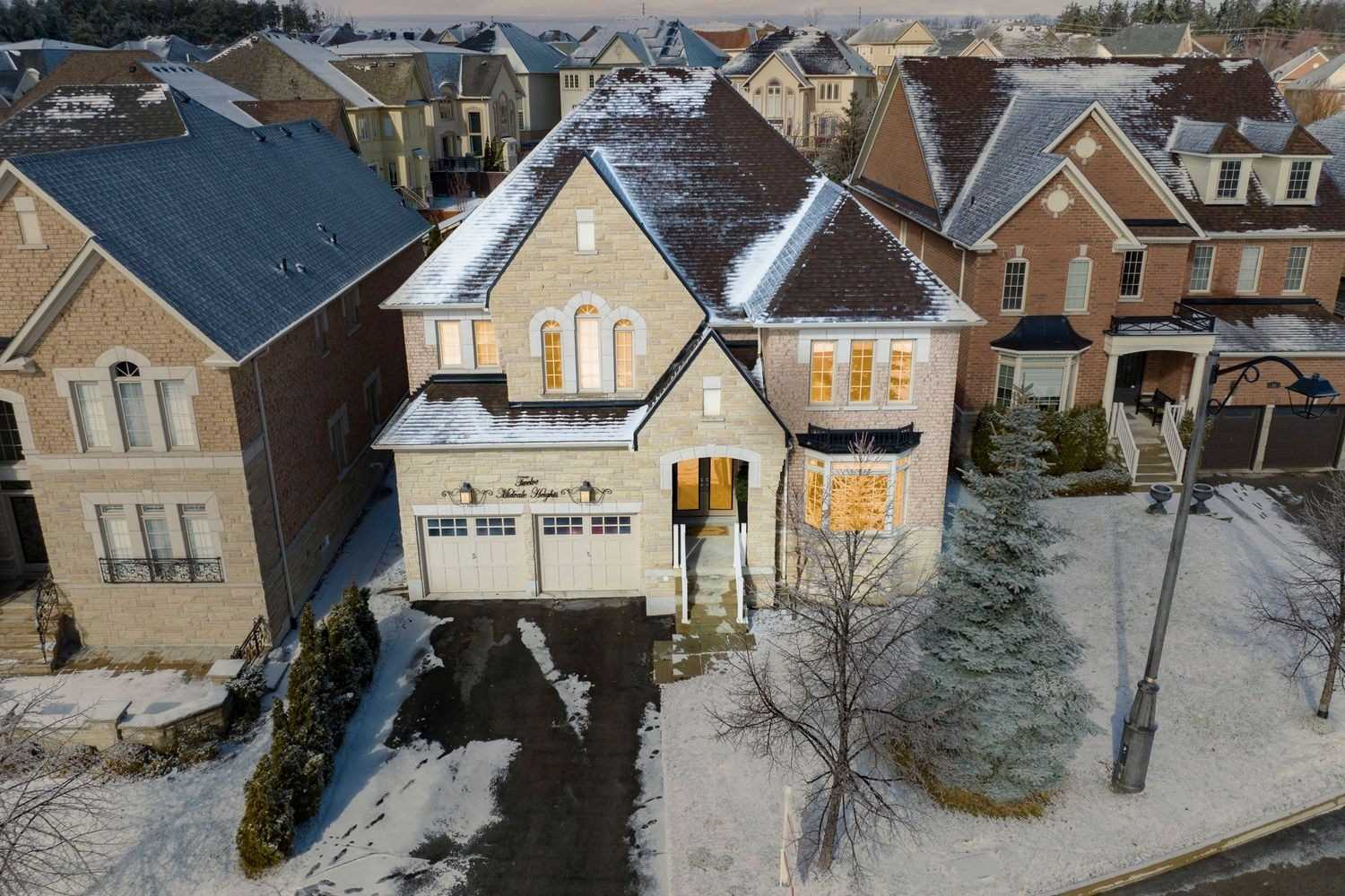 12 Midvale Heights Lane