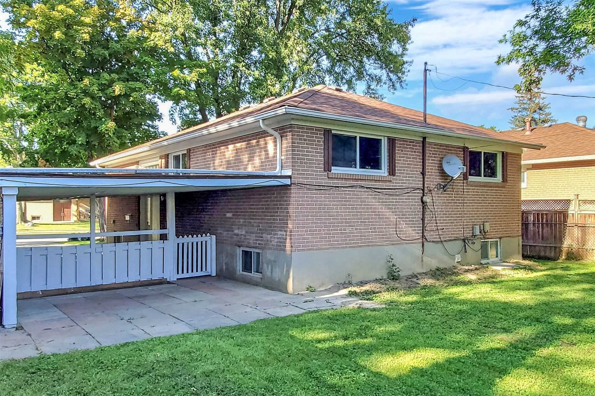 105 Aurora Heights Dr
