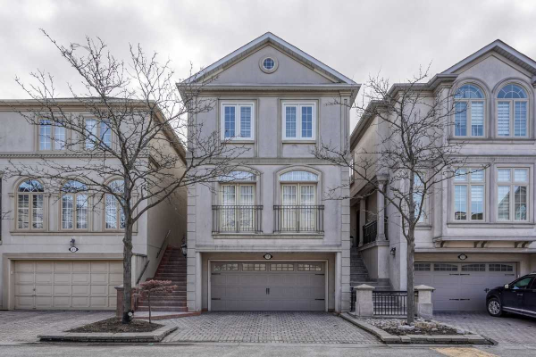 51 Cordoba Dr, Vaughan