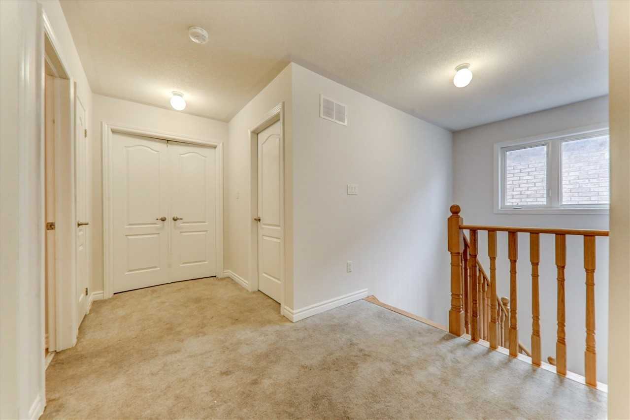 17 Jardine St