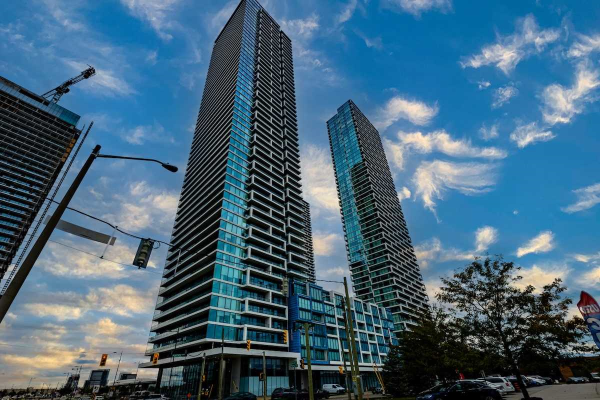 950 Portage Pkwy, Vaughan