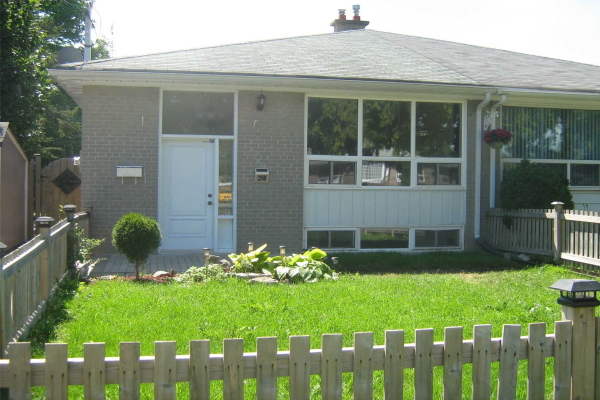 218 Alsace Rd, Richmond Hill