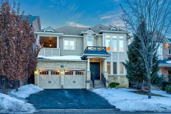 39 Selleck Dr, Richmond Hill