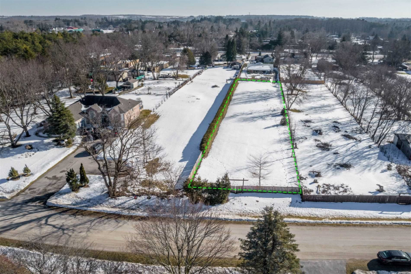31 Greenan Rd, Whitchurch-Stouffville