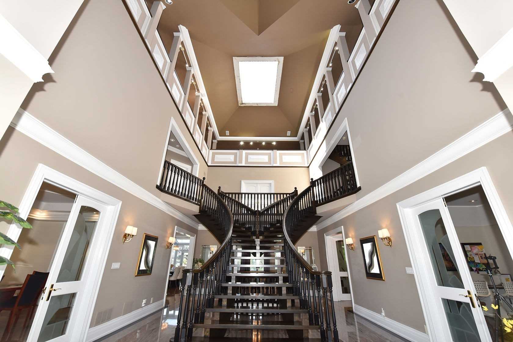 71 Delia Pl
