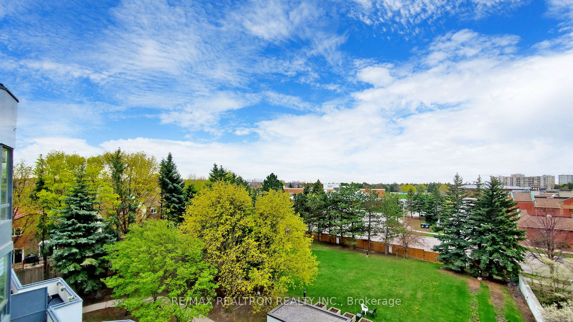 333 Clark Ave W, #614