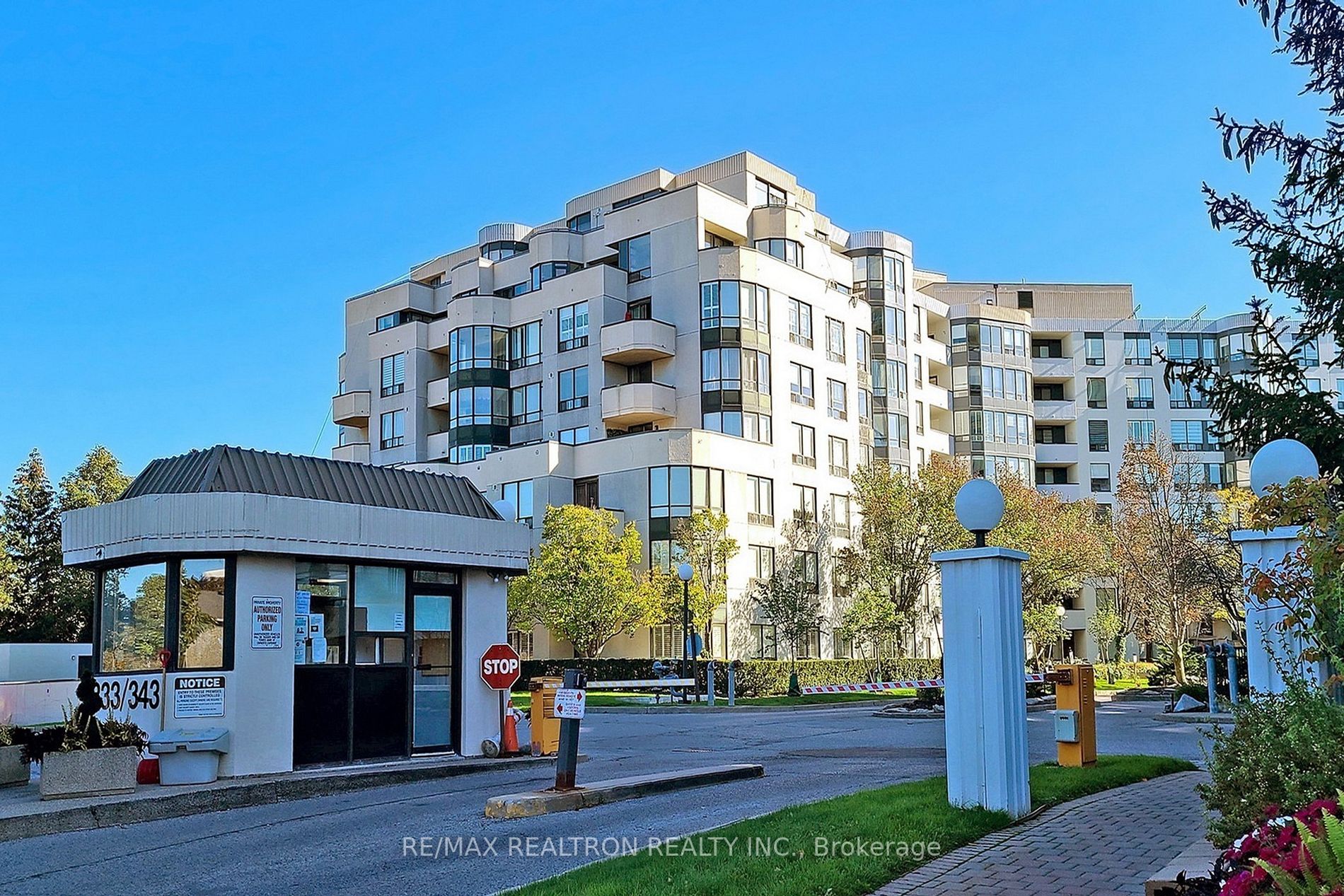 333 Clark Ave W, #614