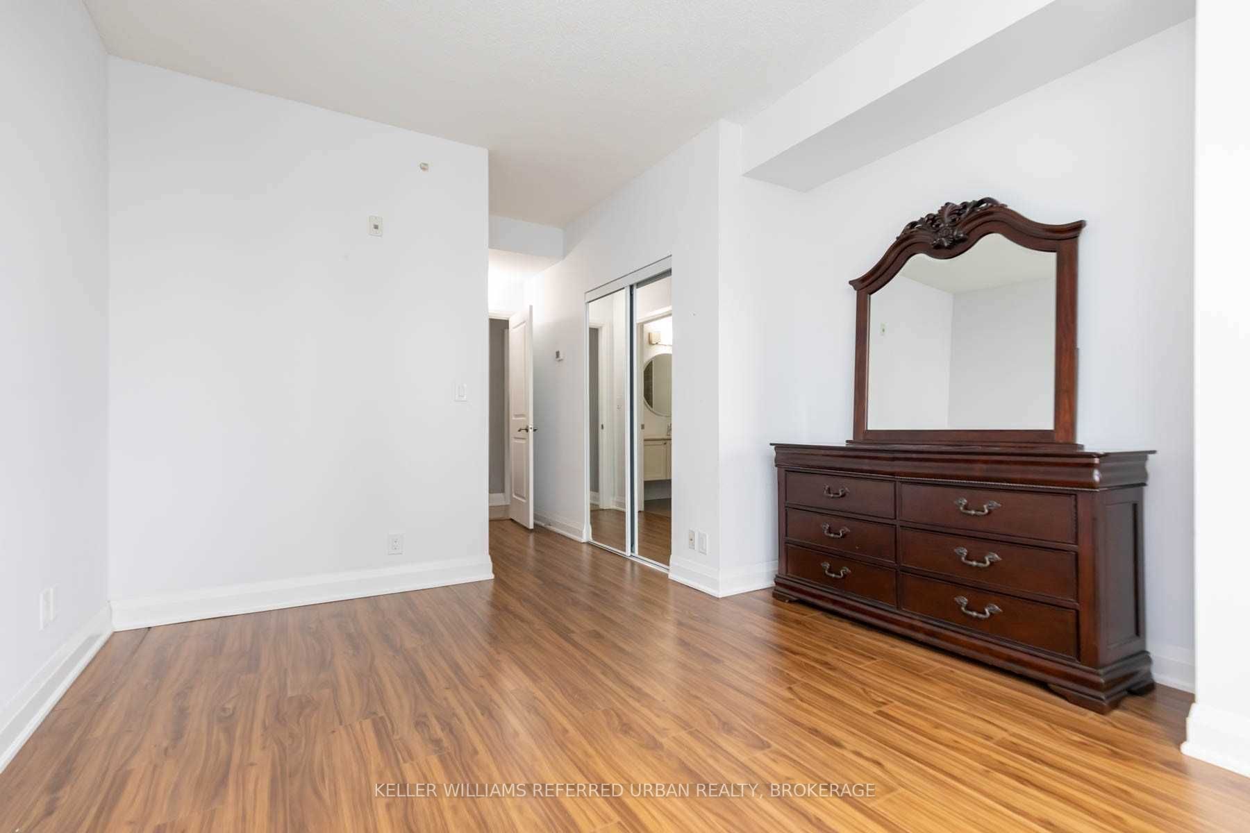 Listing N5925815 - Large Photo # 18