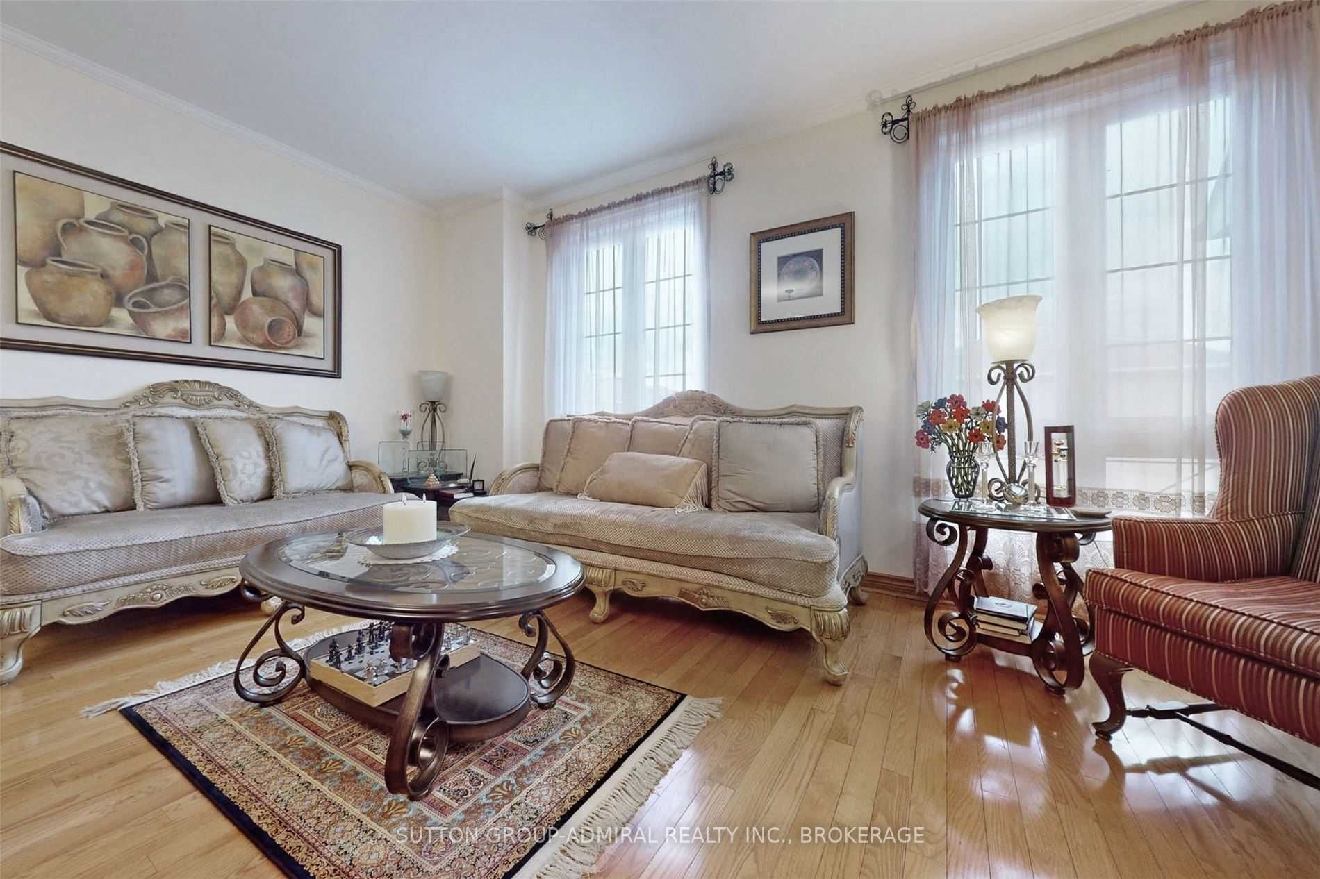 Listing N5925925 - Large Photo # 2