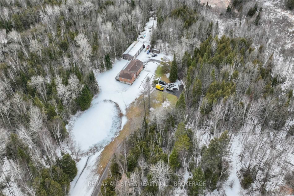 22906 Weirs Sdrd, Georgina