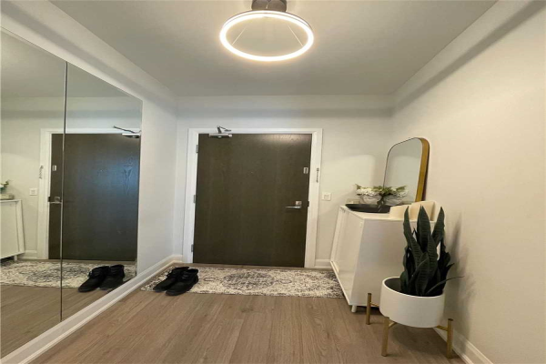 2910 Highway 7 Rd, Vaughan