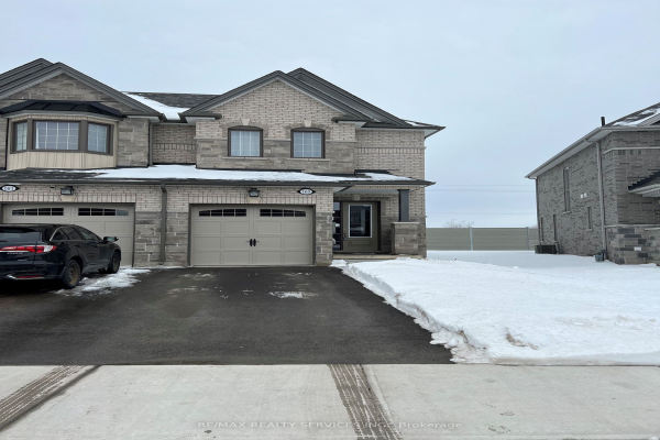163 Walker Blvd, New Tecumseth