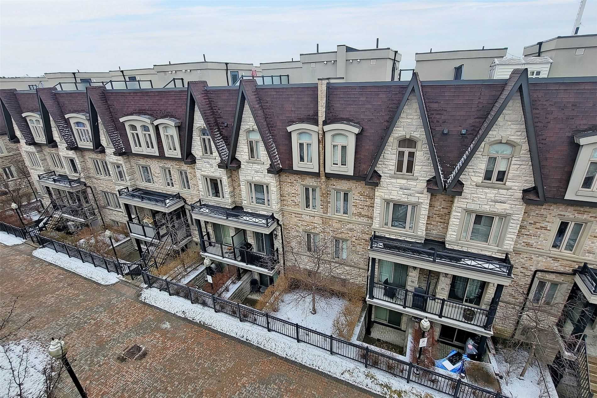 310 John St, #309