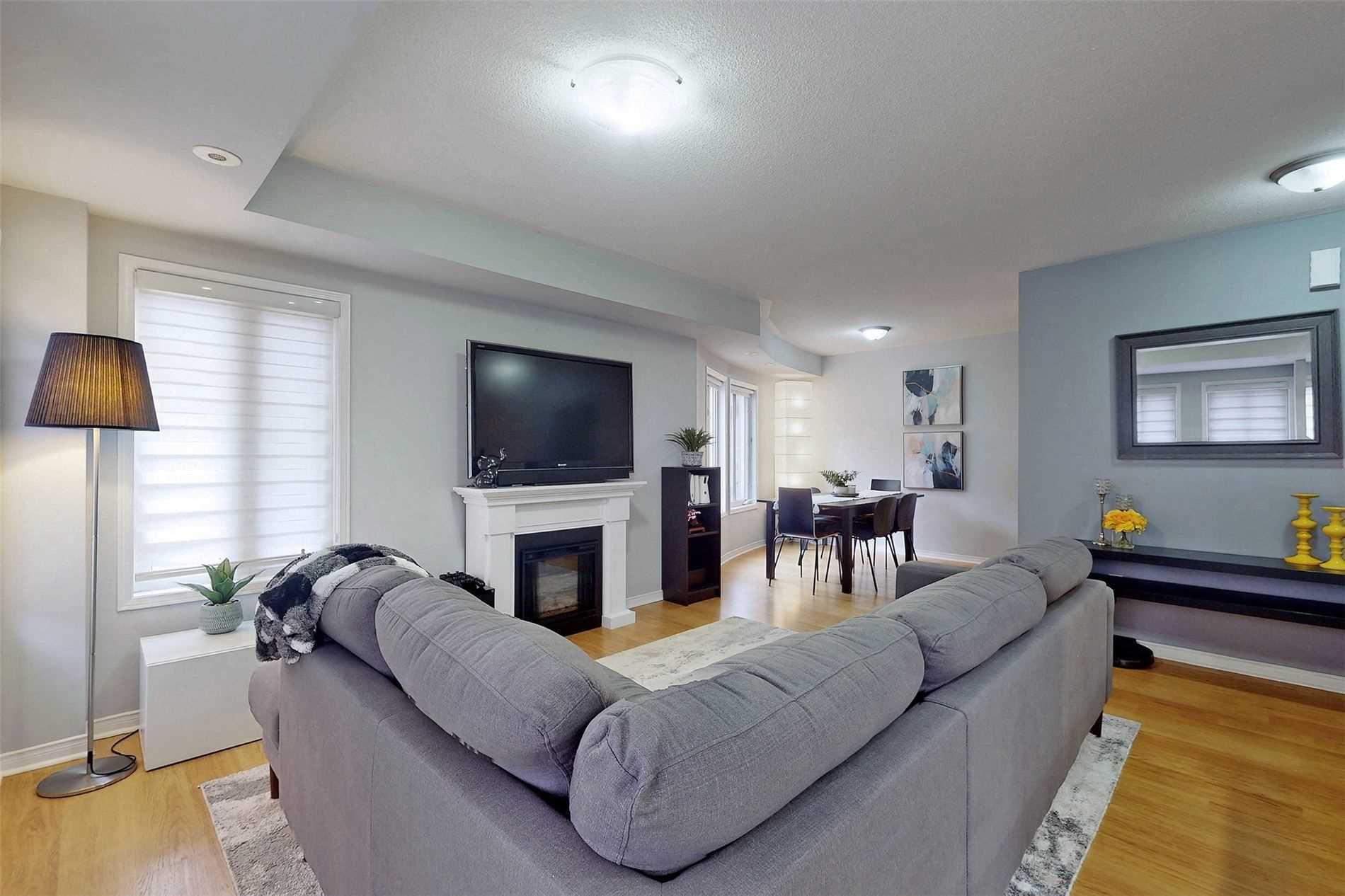 310 John St, #309
