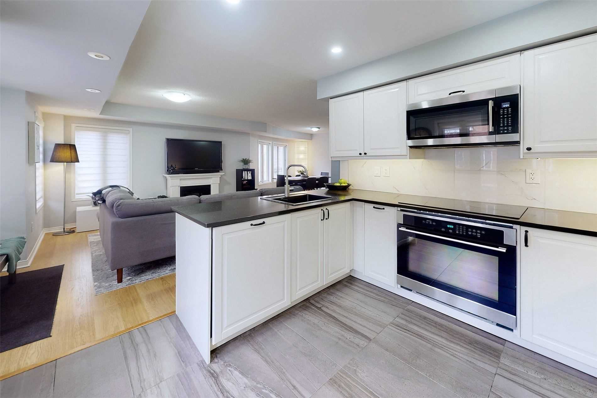 310 John St, #309