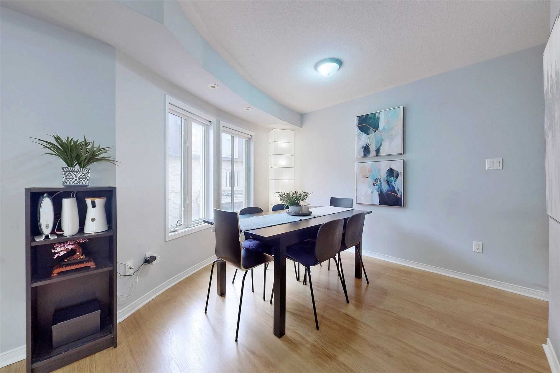 310 John St, #309