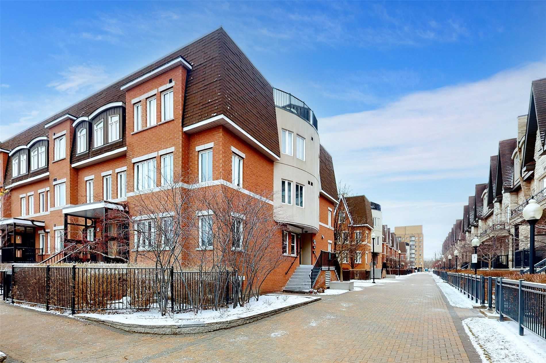 310 John St, #309