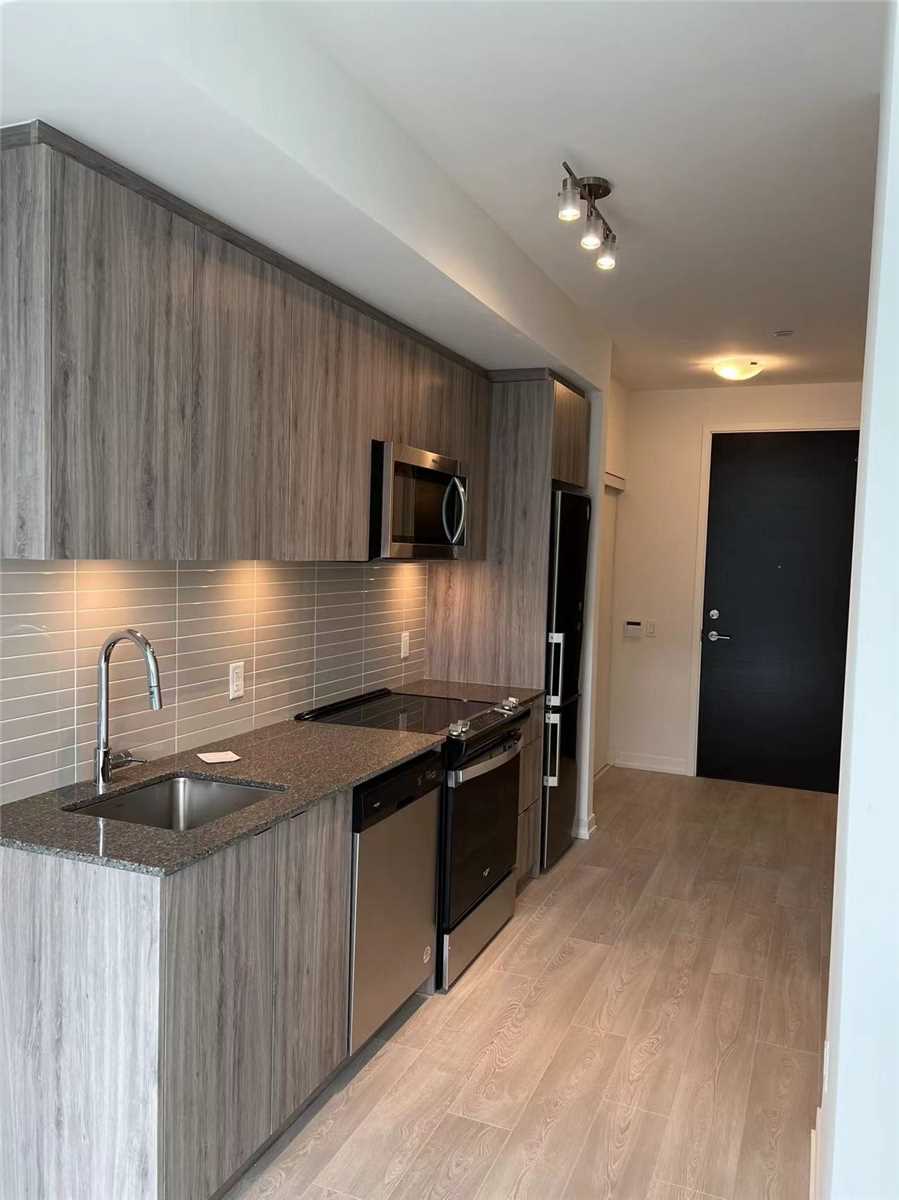8868 Yonge St, #1801E
