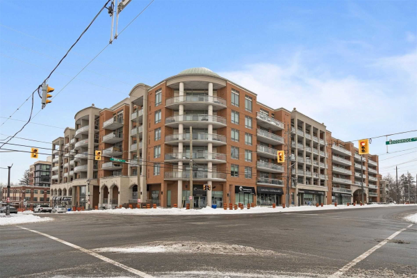 281 Woodbridge Ave, Vaughan
