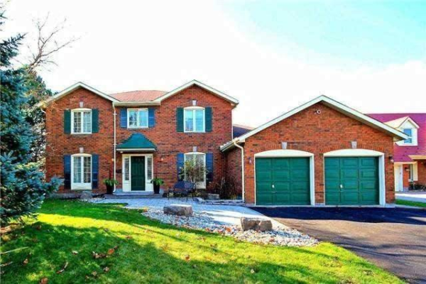 2 Craigleith Cres, Richmond Hill