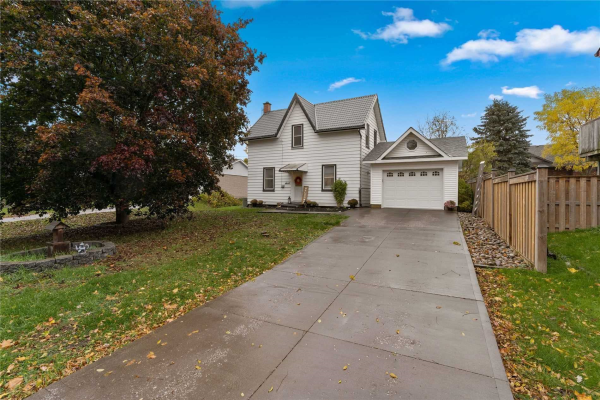 7 Elizabeth St, Innisfil